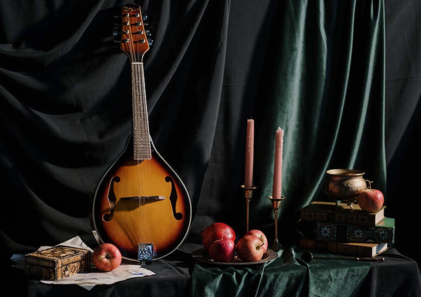 Mandolin Accessories: Must-Have Gear for Mandolin Players - Roadie